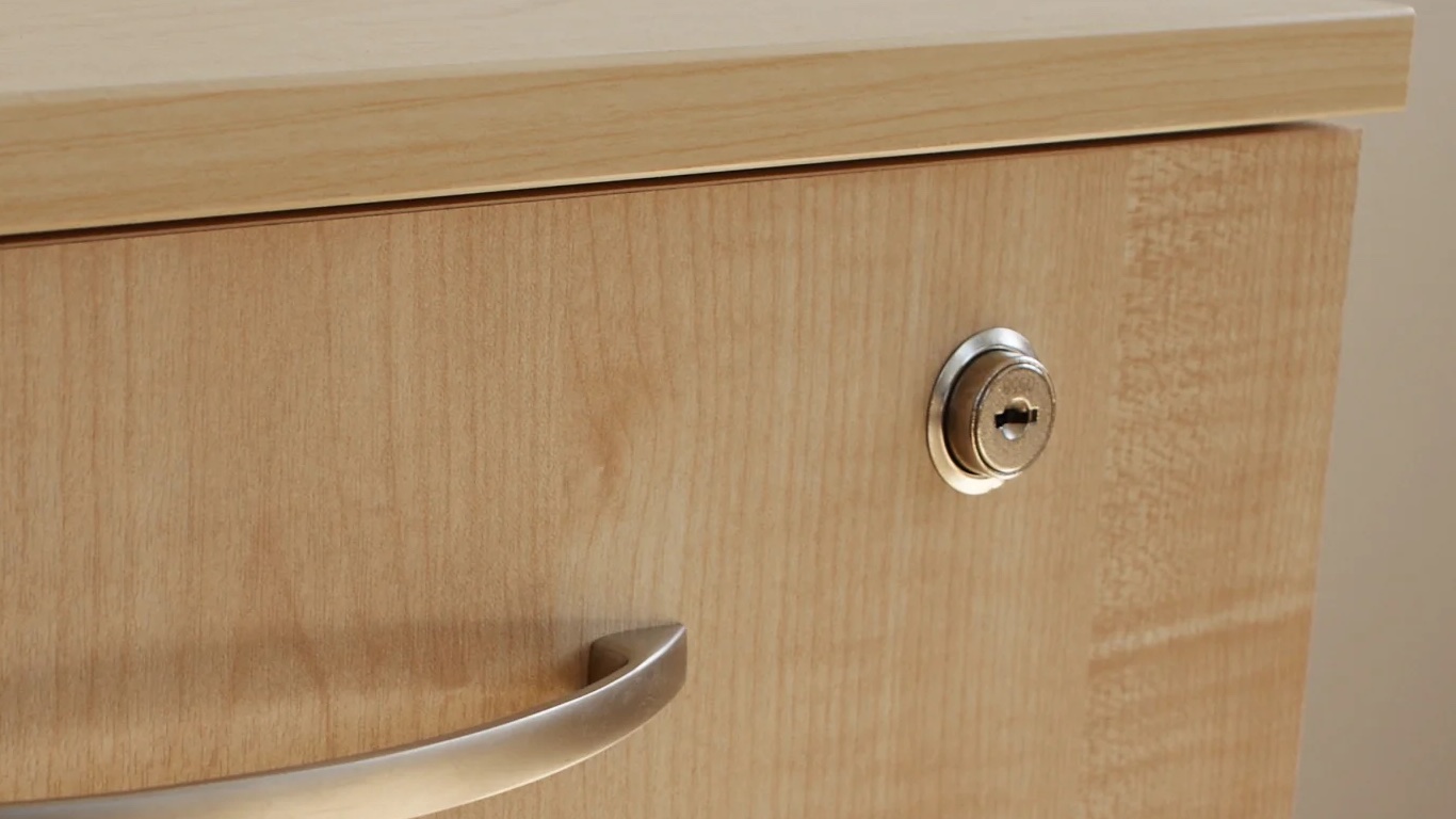 Kontorilaua metallraam